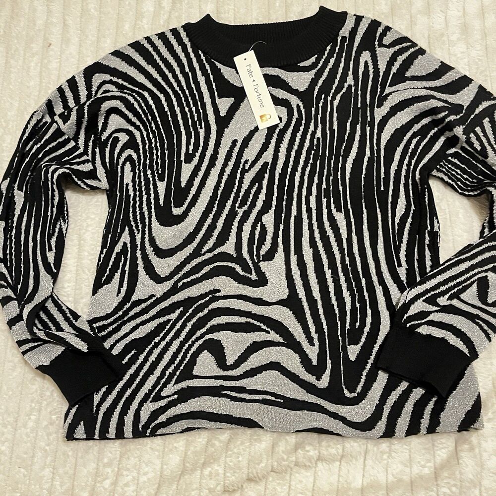 Women’s XL Long Sleeve Sweater Swirl Striped Black/Silver Metallic Fate+Fortune